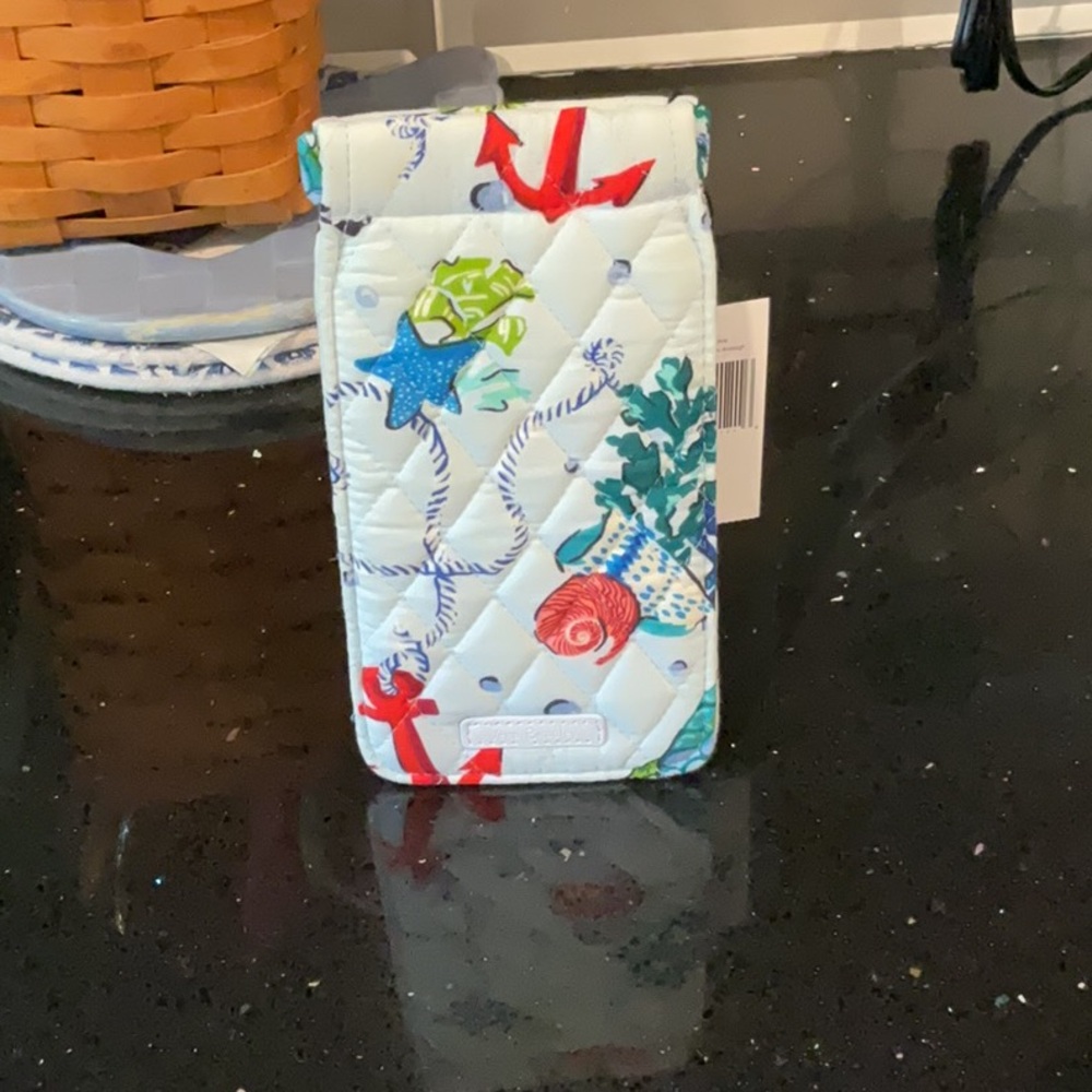 NWT Vera Bradley glass case